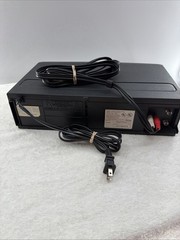 Philips Magnavox VHS Model VRZ220AT21 Tested Includes Av Cables Very Clean