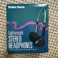 Radio Shack 3.5mm Lightweight Headphones Over The Ears Wired New 3300088 Vintage