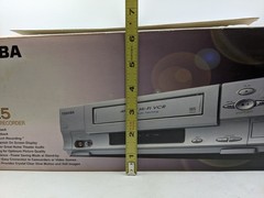NEW Toshiba W-525 Super VHS 4 Head HiFi Stereo VCR VHS Player Open Box