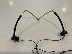 Vintage Radio Shack FOLDABLE Wired In-Ear Headphones, 40 inch cord