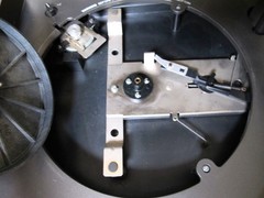 NAD 5120 Vintage Stereo Turntable – Made in England – For parts only