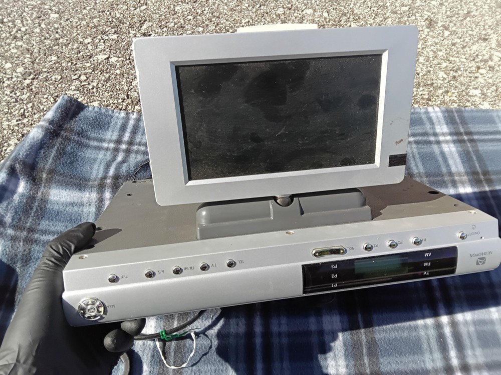 Audiovox7″ Television Phone Model VE700 Tested Powers On