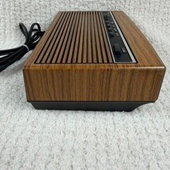GE Vintage AM/FM Clock Radio Walnut Wood Grain Finish Red LED Model 7-4625C