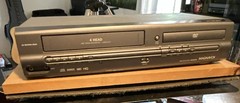 Magnavox MWD2205 DVD/VCR Combo Player VHS & DVD, 4-Head VHS HQ