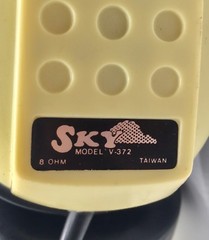 Vintage Sky Stereo Headphones Model V-372 3.5 mm Jack Cushioned Ear Pads Taiwan