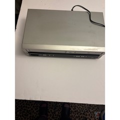 Panasonic PV D734S Silver VHS VCR DVD Player Combo Recorder Recorder