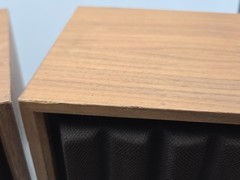 Realistic Minimus-4 Wood Speakers Walnut Bookshelf Radio Shack Tandy 8 Ohm VTG