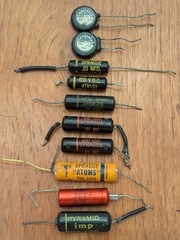 Vintage Premium Audio Capacitor Lot – Tested Sprague Atoms, Pyramid IMP, Sangamo