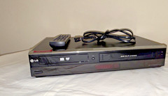 LG RC897T DVD/VCR Recorder 4-Head Hi-Fi HDMI 1080p Tested w/ Power Cord & Remote