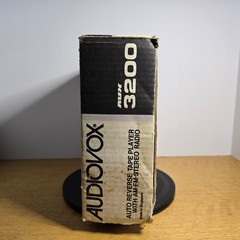 (Missing Knobs) AudioVox AVX 3200 Auto Reverse Tape Player AM FM Radio