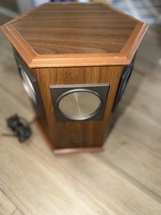 Akai Omnidirectional 6 Speaker System