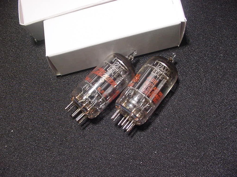 ZENITH 12AX7A TUBE PAIR (box plate US-made NOS tested) ***