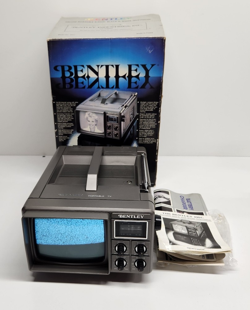 Vintage Bentley Portable 5″ Black &White TV Model 100C Retro Gaming Prop Display