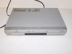 SONY DVD PLAYER/VIDEO CASSETTE RECORDER SLV-D370P (TPS23)