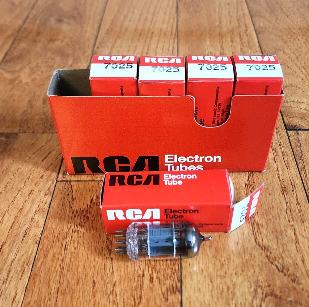 LOT OF 5 – RCA 7025 VACUMN TUBES NOS NEW OLD STOCK