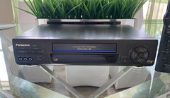 Panasonic PV-8661 4-Head Hi-Fi Stereo VCR Video Cassette Recorder With REMOTE
