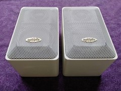PAIR Realistic Tandy Minimus 7 Optimus Pro 7AV 40-2059 Die Cast Metal White PAIR