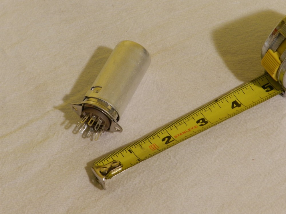 9 Pin Preamp Vacuum Tube Socket W/Aluminum Shield Brown Plastic Socket Base