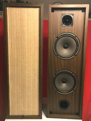 Vintage Wald Sound Model 841T Floor Speakers Working Condition.