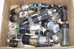 Lot (50+) tubes,USED,radio,amp,glass bottle,metal can,octal,antique,12A8,0Z4,+++