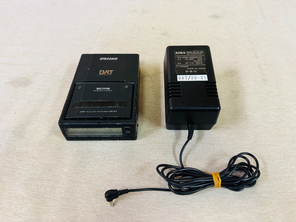 AIWA STRASSER HD-S1 Portable DAT Digital Audio Tape Recorder For Parts Repair
