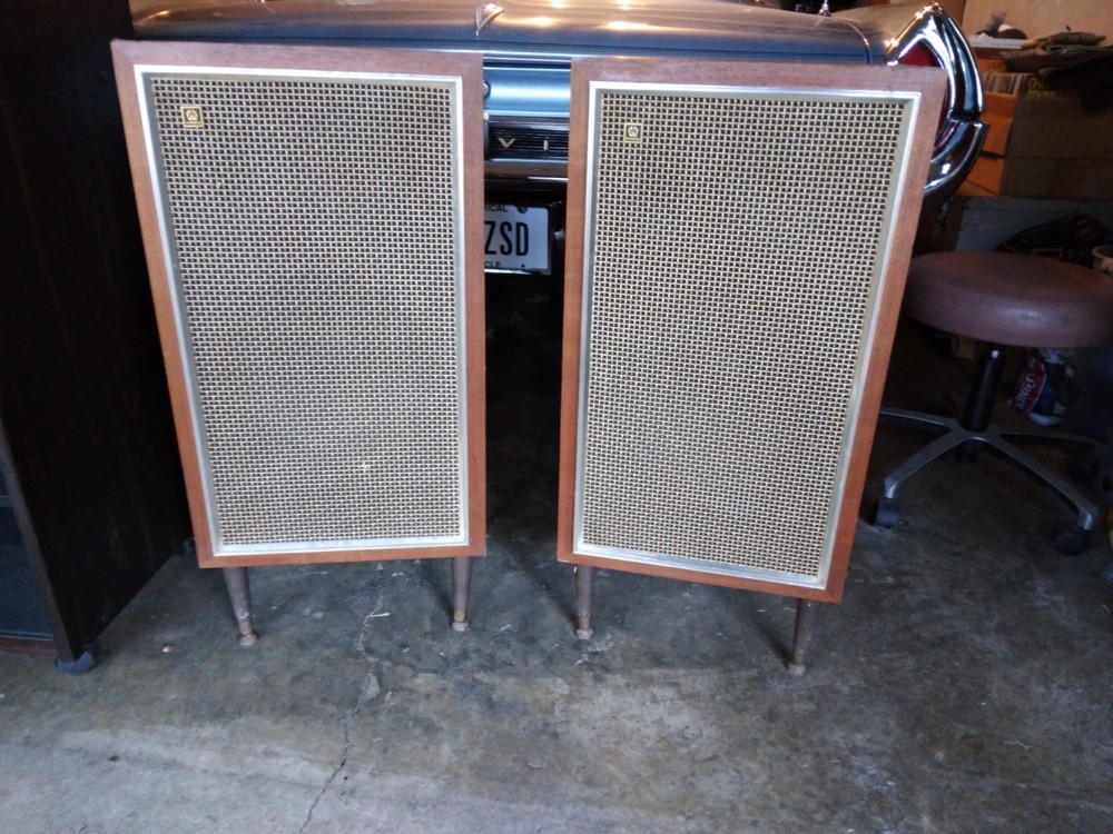 Pair Vintage Pioneer Model CS-A31 (3 Way) CS A31 Stereo Speaker System