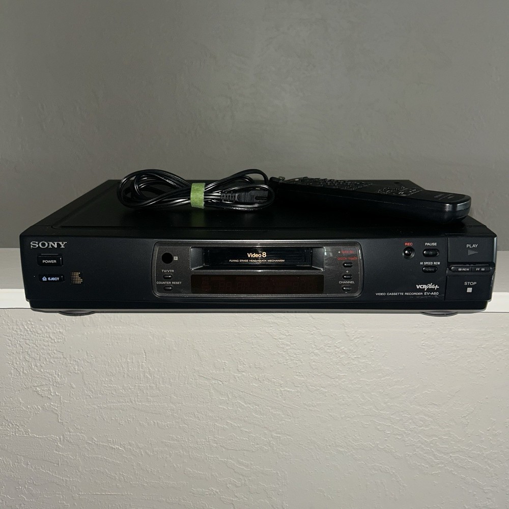 Sony EV-A60 Video8 8mm Player/Recorder VCR, w/remote, PARTS/REPAIR