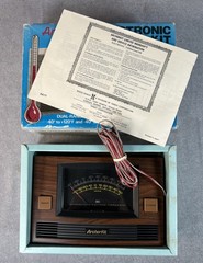 VINTAGE Archerkit Indoor/Outdoor Electronic Thermometer Kit 28-4007A