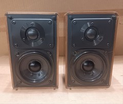 Vintage Realistic Minimus 7W Speakers Cat No 40-2039C Walnut Wood 8 Ohms 40W Max