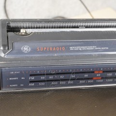 GE Superadio III 7-2887 AM/FM Long Range Portable Radio Tested Working