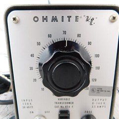 Vintage Ohmite VT4-F Variable Transformer 3.5 amp POWERS ON – NOT TESTED Clean