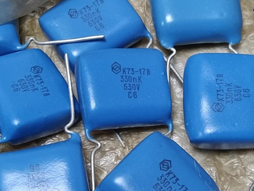 K73-17 1.5μF +-10% 160V Polyethylene Terephthalate Capacitor