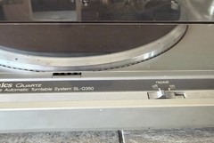 Technics SL-Q350 Fully Automatic Quartz Direct Drive Turntable Serviced