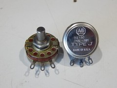 ALLEN BRADLEY 94340 TYPE J 25K 2 WATT 3/4 TURN POTENTIOMETER – LOT OF 2