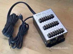 McIntosh SCR2 Speaker Control Relay for C28, C29, C30, C32, C33, or C34V Preamps