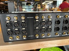 Audio Research LS22 All-Tube Preamplifier with 6 RCA & XLR Inputs