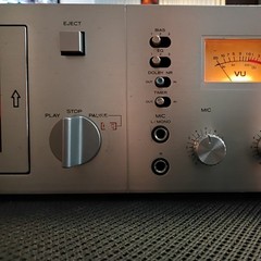 TEAC A-420 Vintage Stereo Cassette Deck FOR PARTS / REPAIR Read Details!