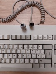 VINTAGE RARE CHERRY KEYBORAD G80-3000, late 80s Made in West Germany