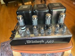 McIntosh MC240 Stereo Tube Power Amplifier Vintage