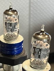 (1 PAIR) 12AU7A/ECC82 GE USA, TOP O, GREY. TESTED STRONG. EXCELLENT TUBES.