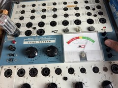 Realistic (GE) 5U4GB/5AS4A Grey Plate Side D Getter Tested on B&K 707