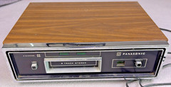 Panasonic RS-845US 2/4 Channel Stereo 8-Track Tape Player READ