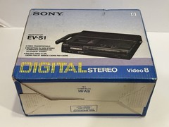 Sony 8 EV-S1 8mm digital w/remote -Powers up, doesn’t play on screen, see video