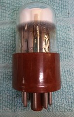 SYLVANIA JAN CHS 6SN7WGTA. TALL BROWN BASE. USED. TESTED. 1955?