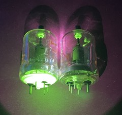 TWO 4-65A VACUUM TUBES WITH URANIUM GLASS SEALS – VASELINE GLASS – NICE UV GLOW