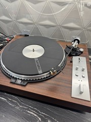CONCEPT 2QD QUARTZ-LOCKED DIRECT DRIVE TURNTABLE – VINTAGE AUDIO