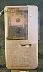 REALISTIC Microcassette TAPE RECORDER MICRO -16 Voice Activated # 14-1176 W/Box