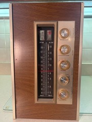 VINTAGE 1960’s MAGNAVOX ASTRO SONIC AM FM RADIO TUNER TESTED POWERS UP CLEAN