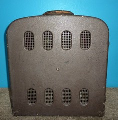 Bell & Howell 185-B8 Speaker Amplifier in Cabinet 6L6G