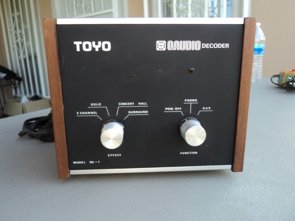 Vintage Toyo Qaudio Decoder Model QC-1 in Great Condition Tested RARE!